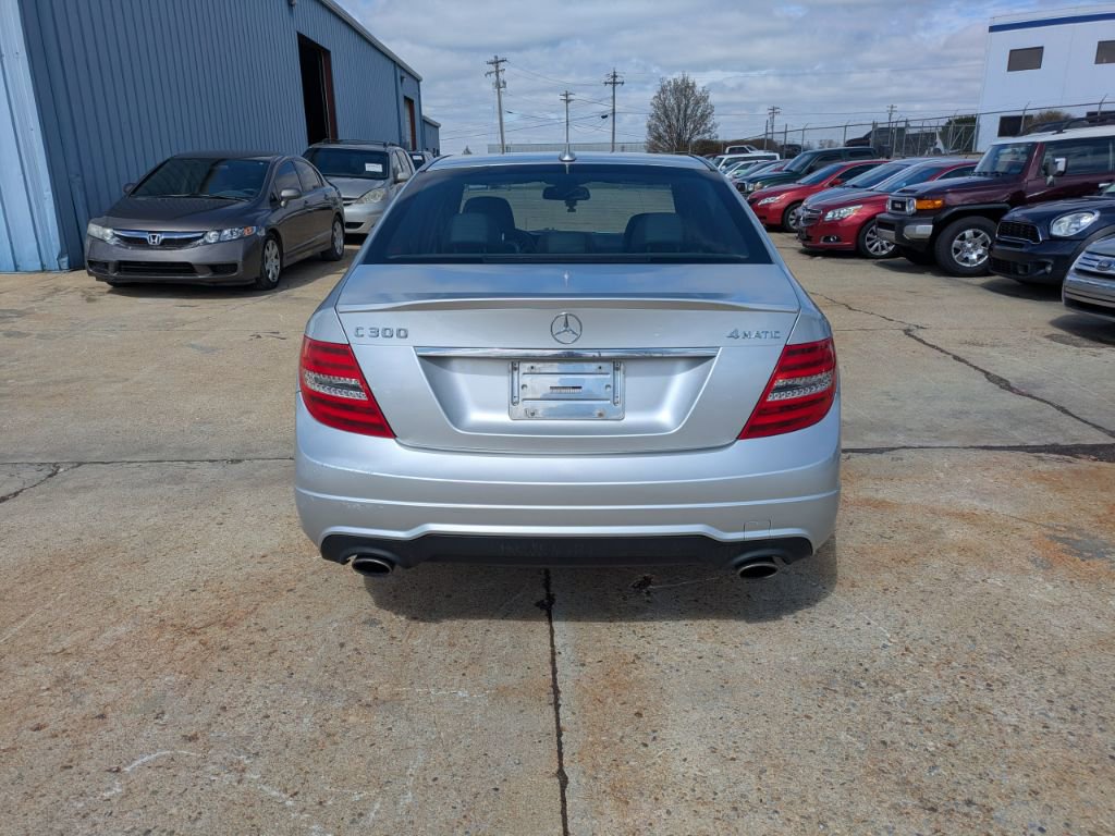 Used 2014 Mercedes-Benz C 300 4MATIC Sedan image 6