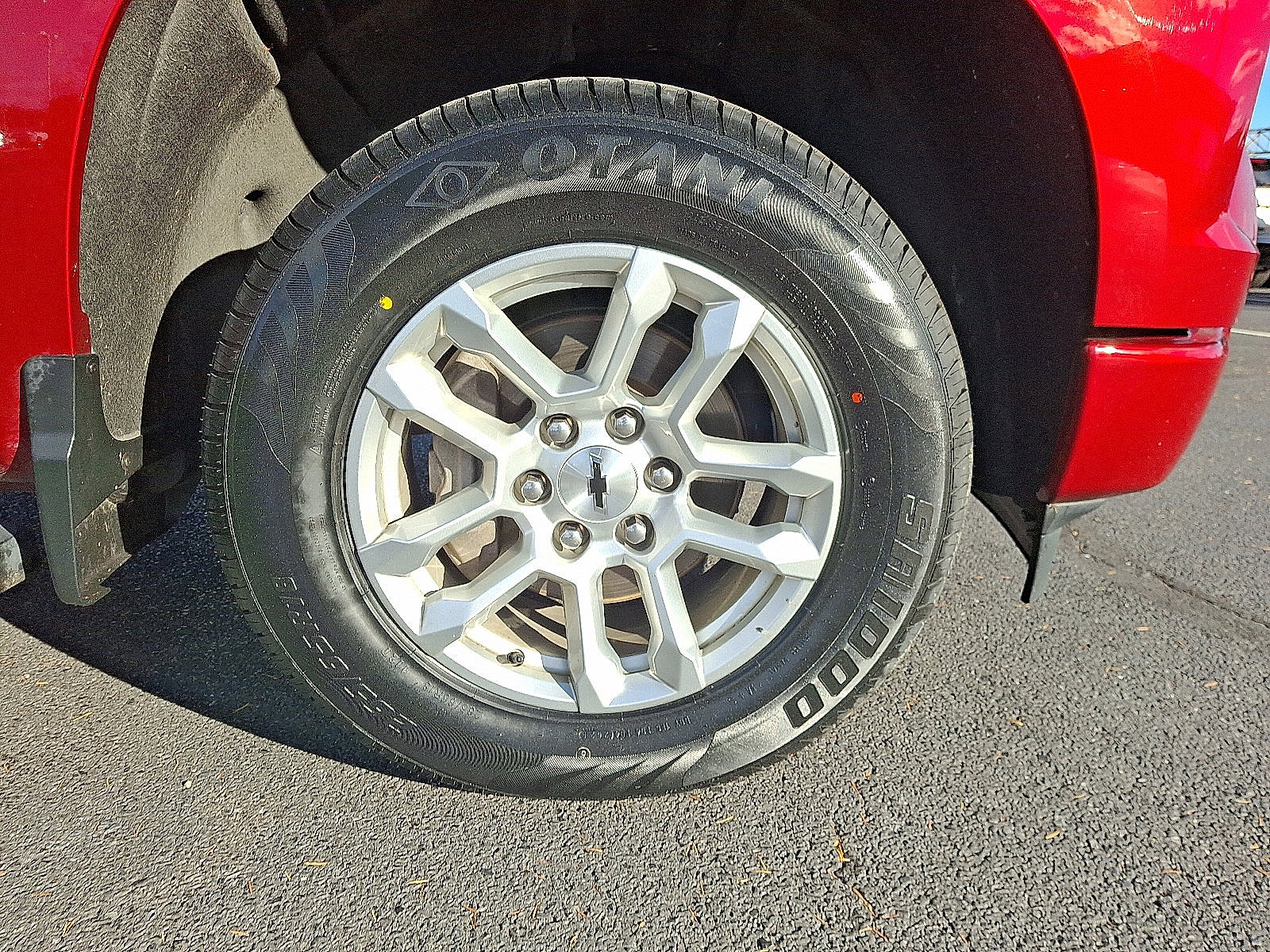 Used 2023 Chevrolet Silverado 1500 RST image 8