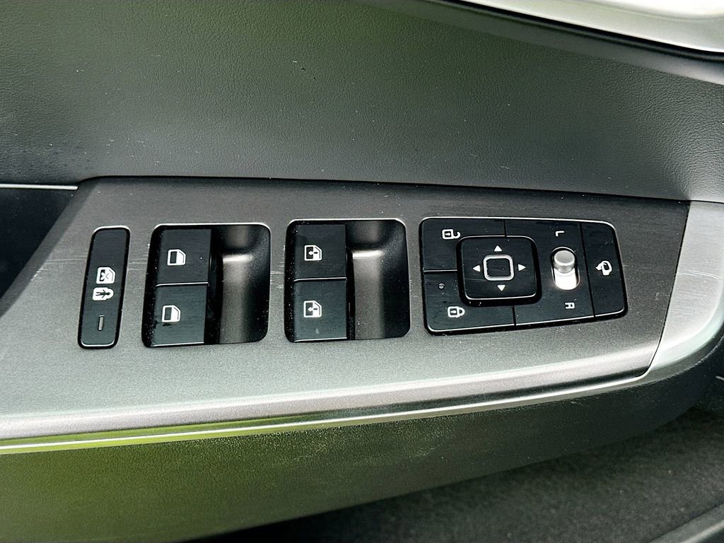 Certified 2024 Kia EV6 Wind image 18