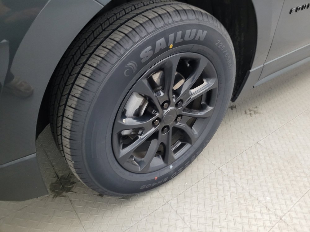 Used 2020 Chevrolet Equinox LT AWD/4WD image 31