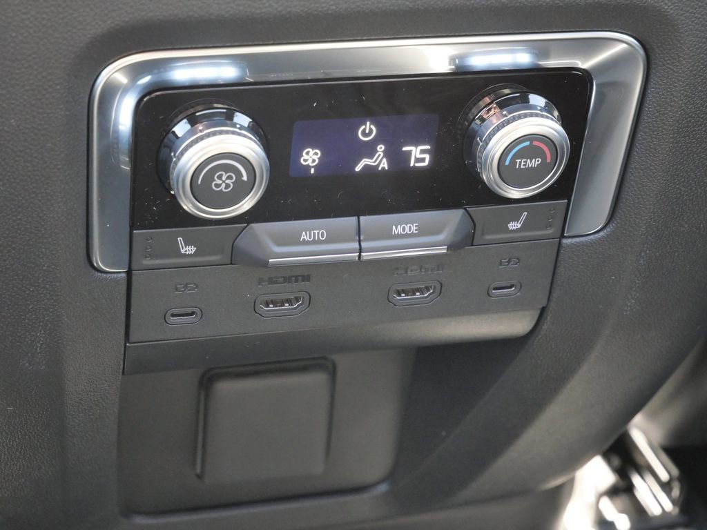 New 2026 GMC Yukon XL Elevation w/ Elevation Premium Package AWD/4WD image 42