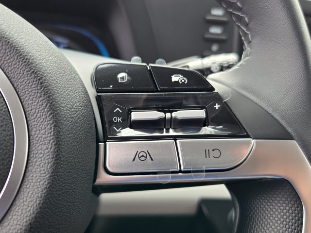 New 2026 Hyundai Elantra SEL Sport FWD image 12