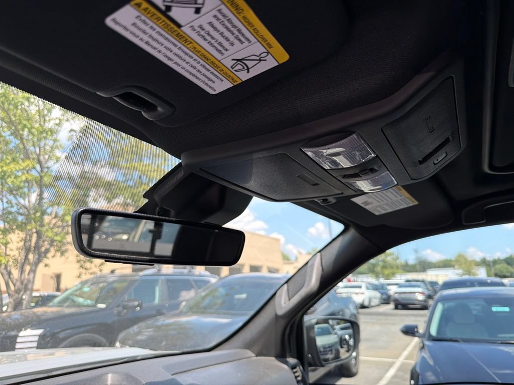 Used 2023 Nissan Frontier PRO-4X w/ Pro-4X Premium Package AWD/4WD image 18
