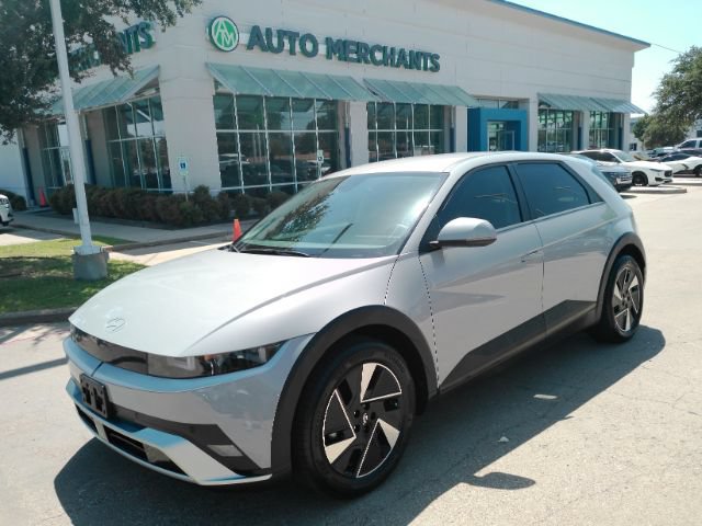 Used 2025 Hyundai Ioniq 5 SE RWD image 1