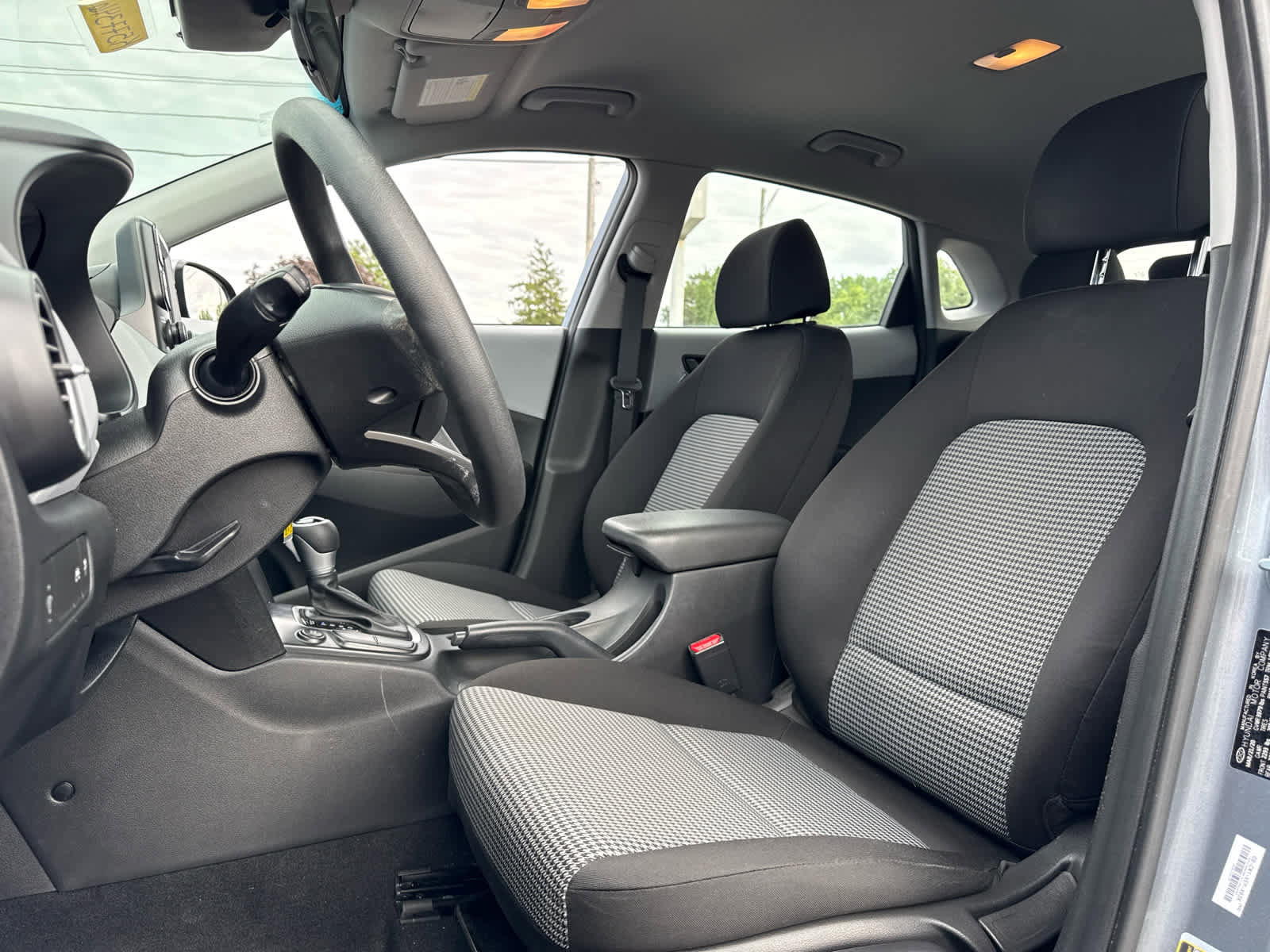 Used 2020 Hyundai Kona SE FWD image 11