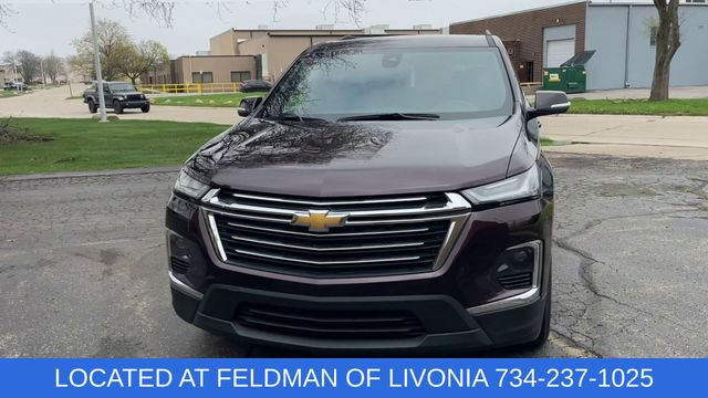 Used 2023 Chevrolet Traverse LT FWD image 3