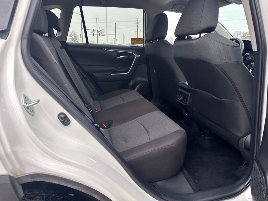 Used 2024 Toyota RAV4 XLE image 15