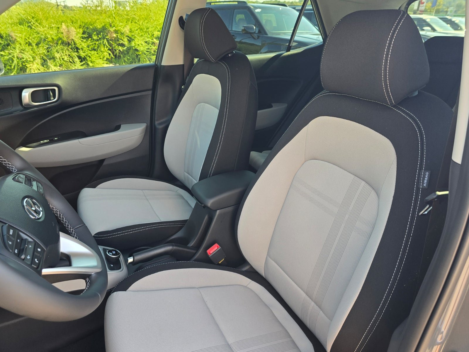 New 2026 Hyundai Venue SEL FWD image 12