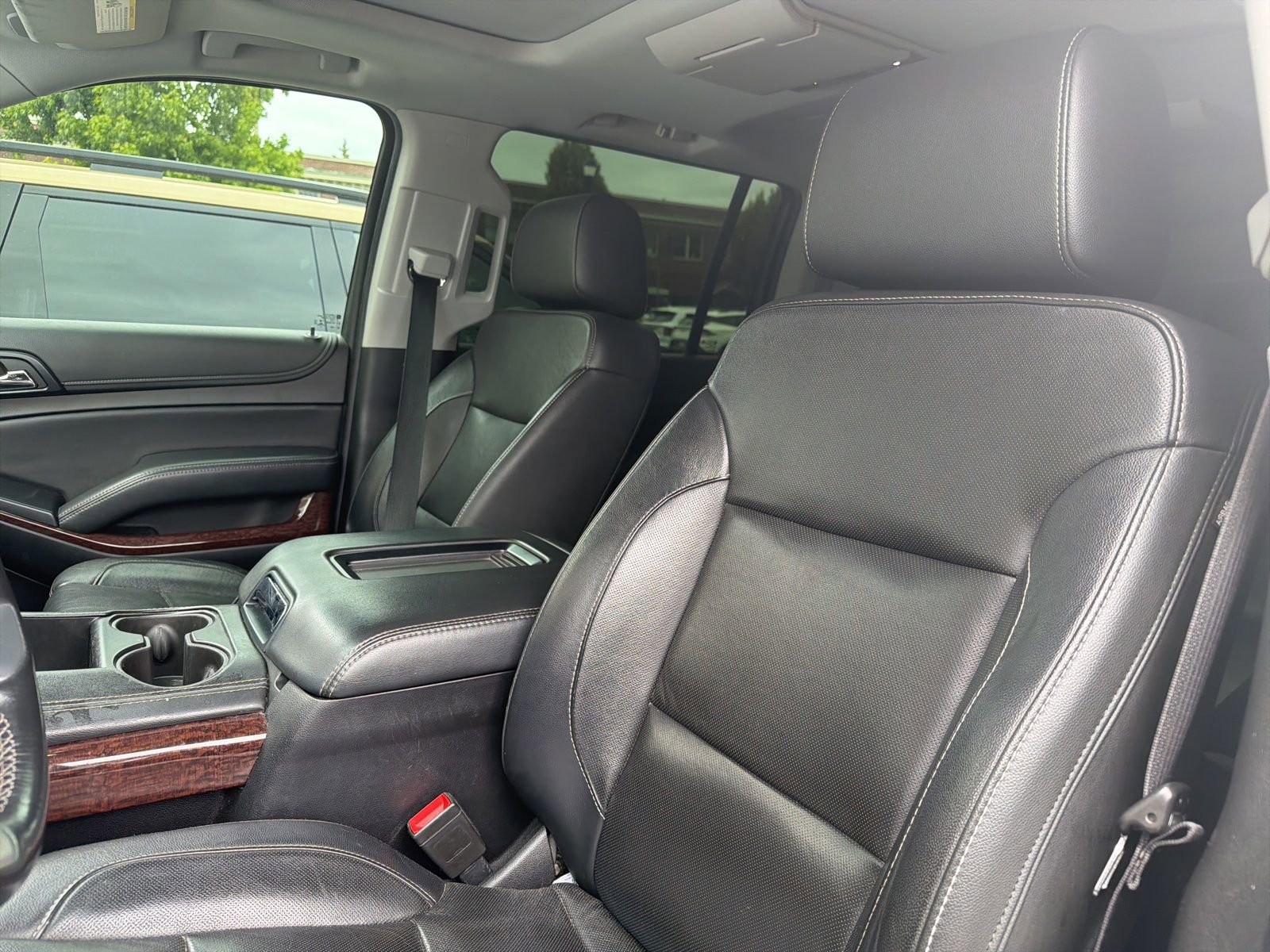 Used 2020 GMC Yukon XL SLT w/ Open Road Package AWD/4WD image 7
