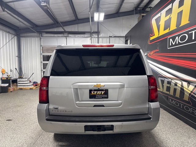 Used 2018 Chevrolet Suburban LT image 22