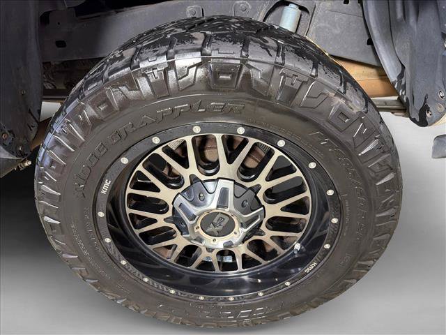 Used 2019 Toyota Tacoma TRD Off-Road AWD/4WD image 17