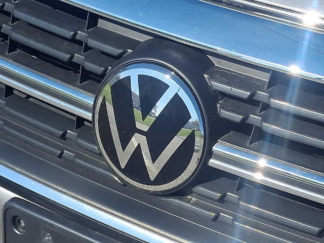 Used 2024 Volkswagen Jetta SE FWD image 29