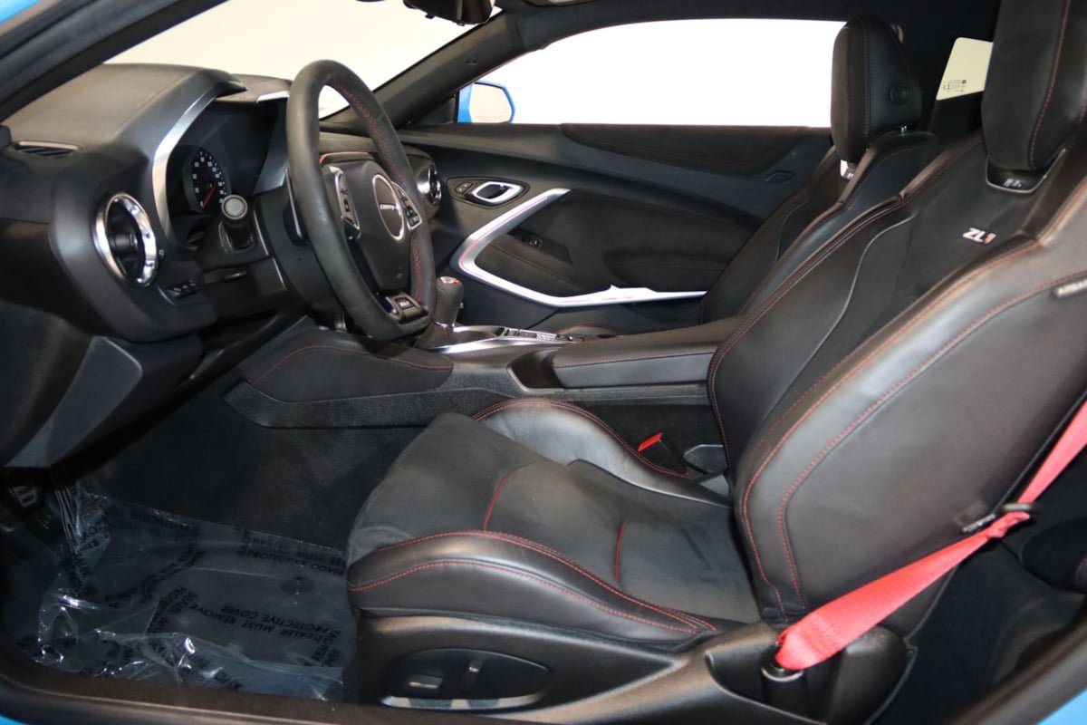 Used 2022 Chevrolet Camaro ZL1 RWD image 41