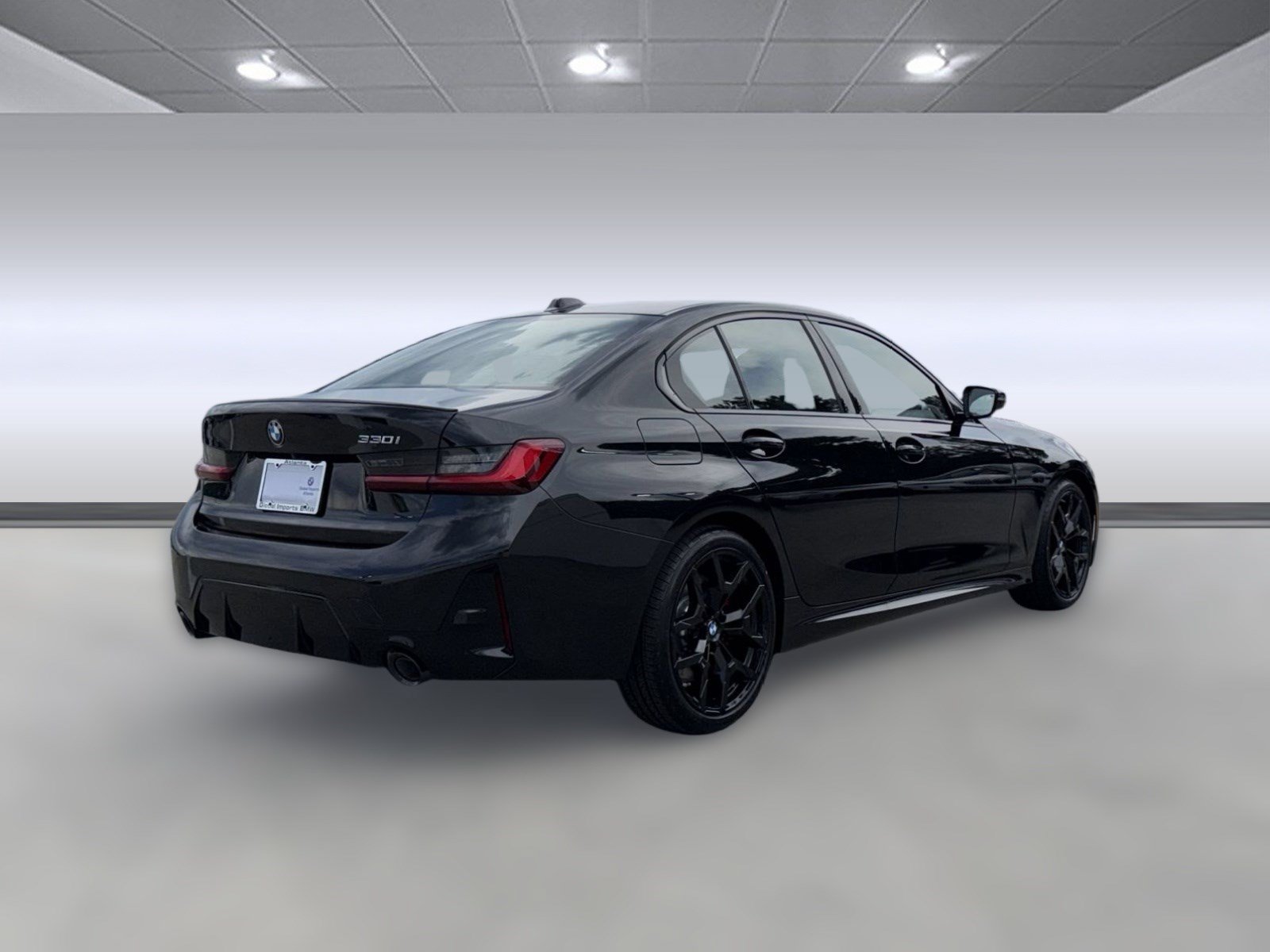 Used 2026 BMW 330i Sedan w/ M Sport Package RWD image 8
