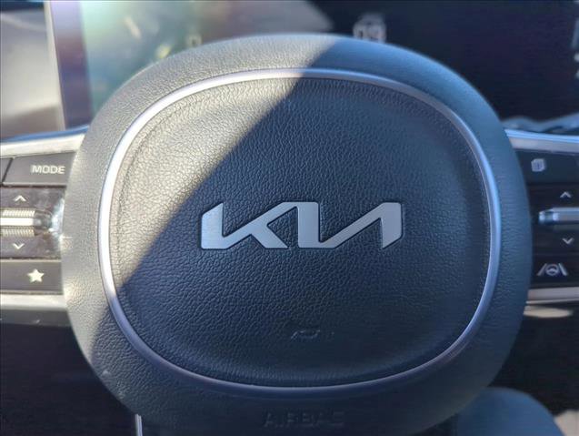 Used 2024 Kia Sorento S image 19