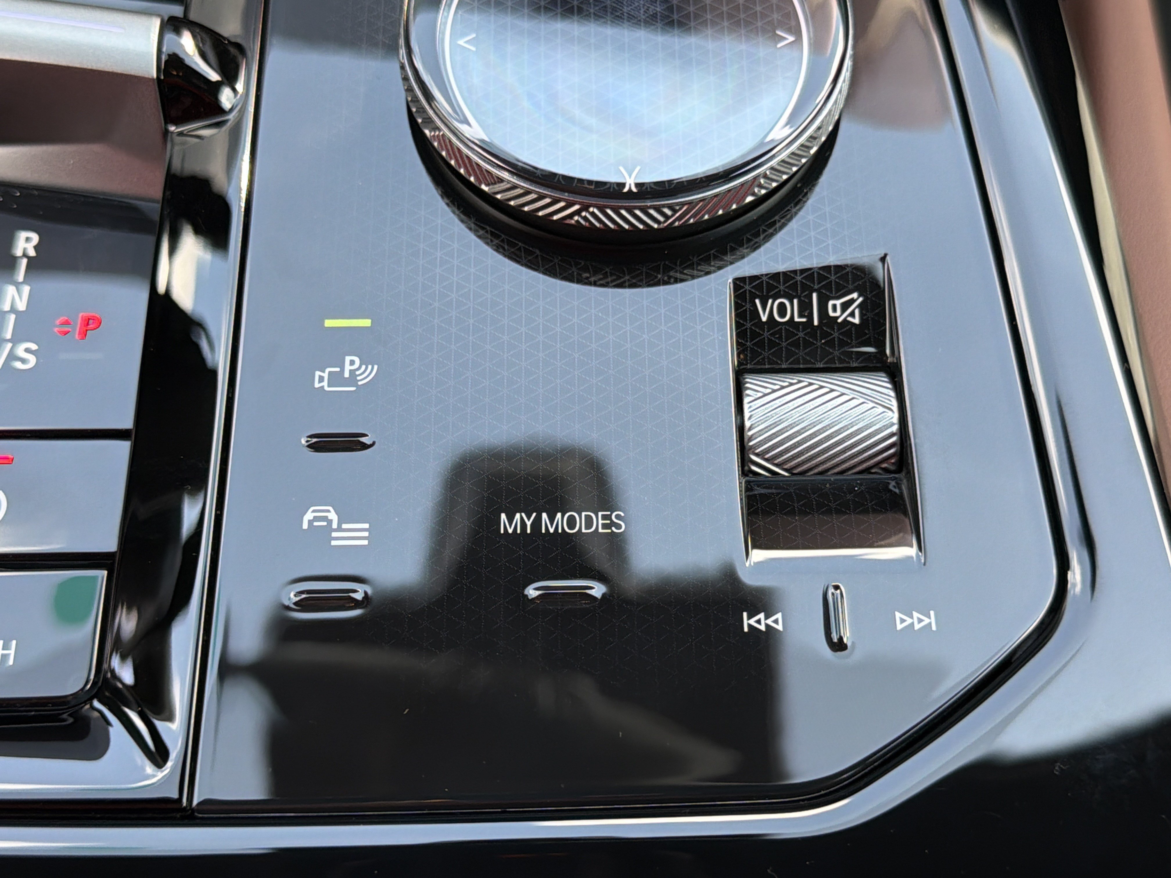 New 2027 BMW 530i w/ M Sport Package RWD image 9