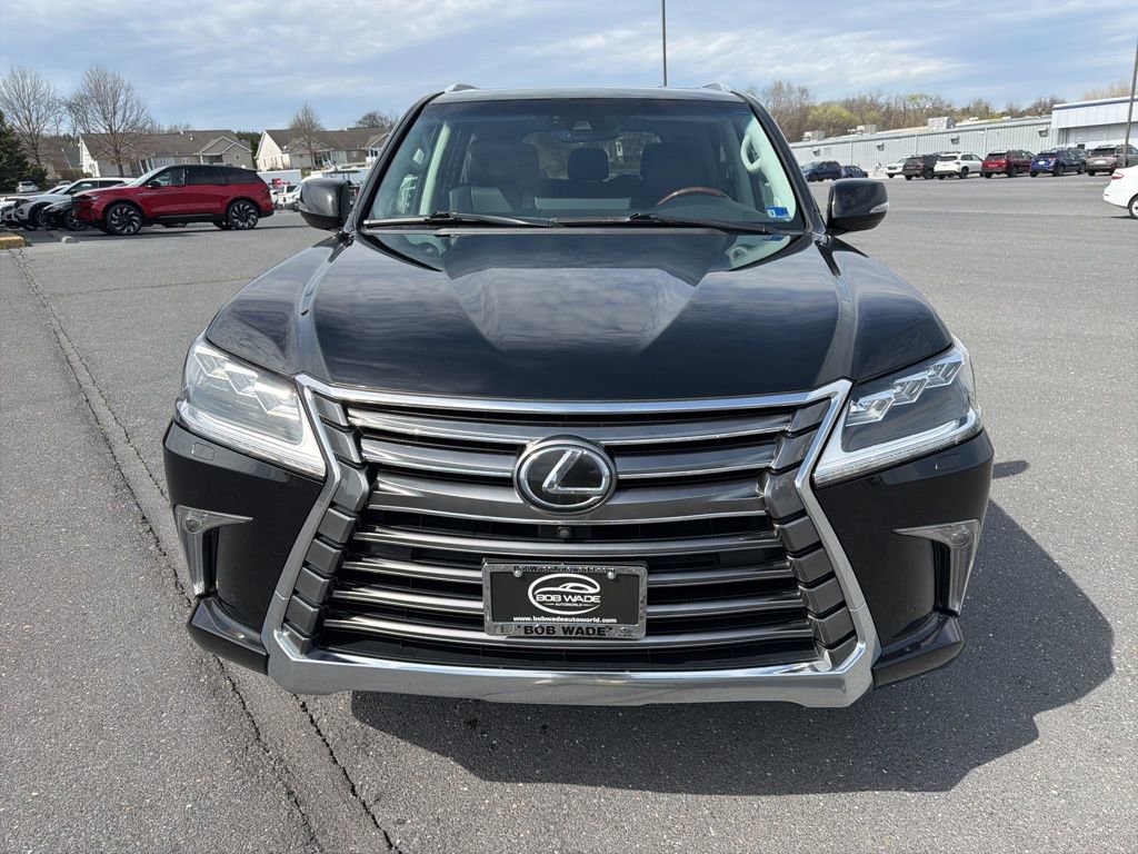 Used 2016 Lexus LX 570 4WD w/ Luxury Package image 8