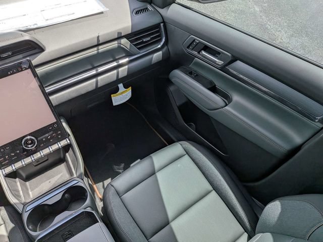 New 2026 GMC Terrain AT4 w/ Convenience Package III AWD/4WD image 18