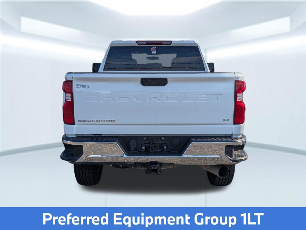 Used 2023 Chevrolet Silverado 2500 LT w/ Convenience Package AWD/4WD image 4