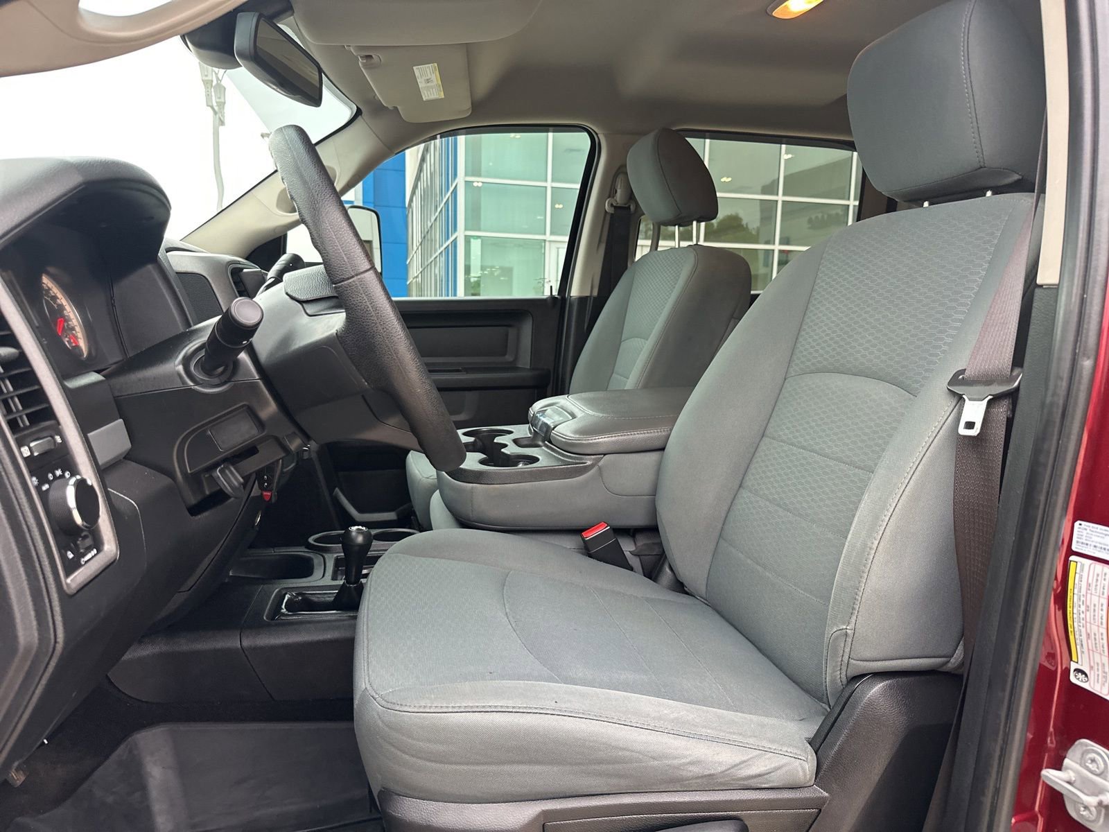 Used 2017 RAM 3500 Tradesman w/ Chrome Appearance Group AWD/4WD image 9