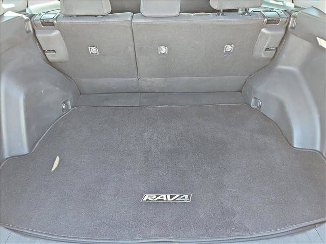 Used 2023 Toyota RAV4 LE AWD/4WD image 6