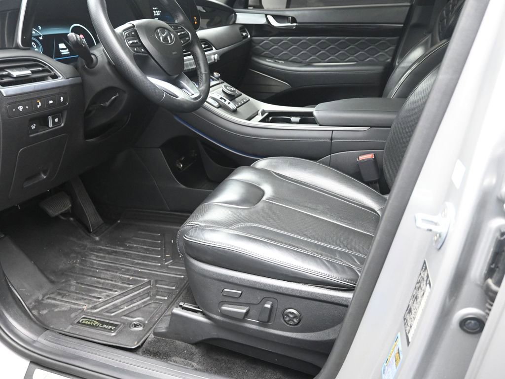 Used 2022 Hyundai Palisade Calligraphy image 17
