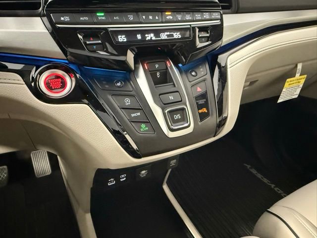 Used 2026 Honda Odyssey Touring image 24