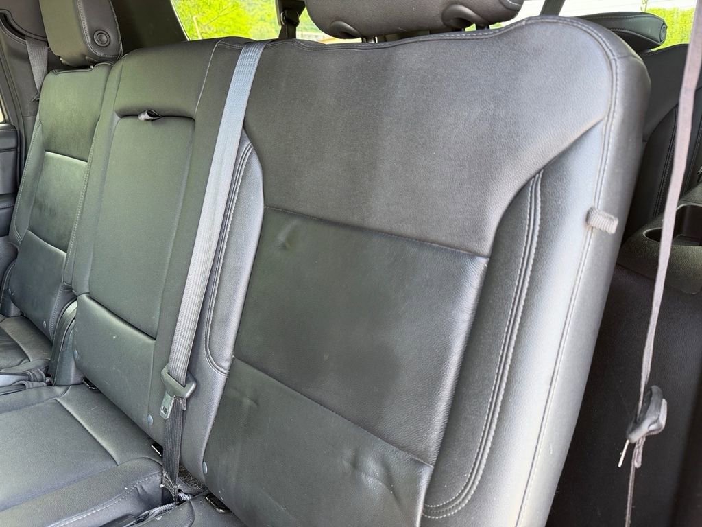 Used 2023 Chevrolet Suburban LT AWD/4WD image 14