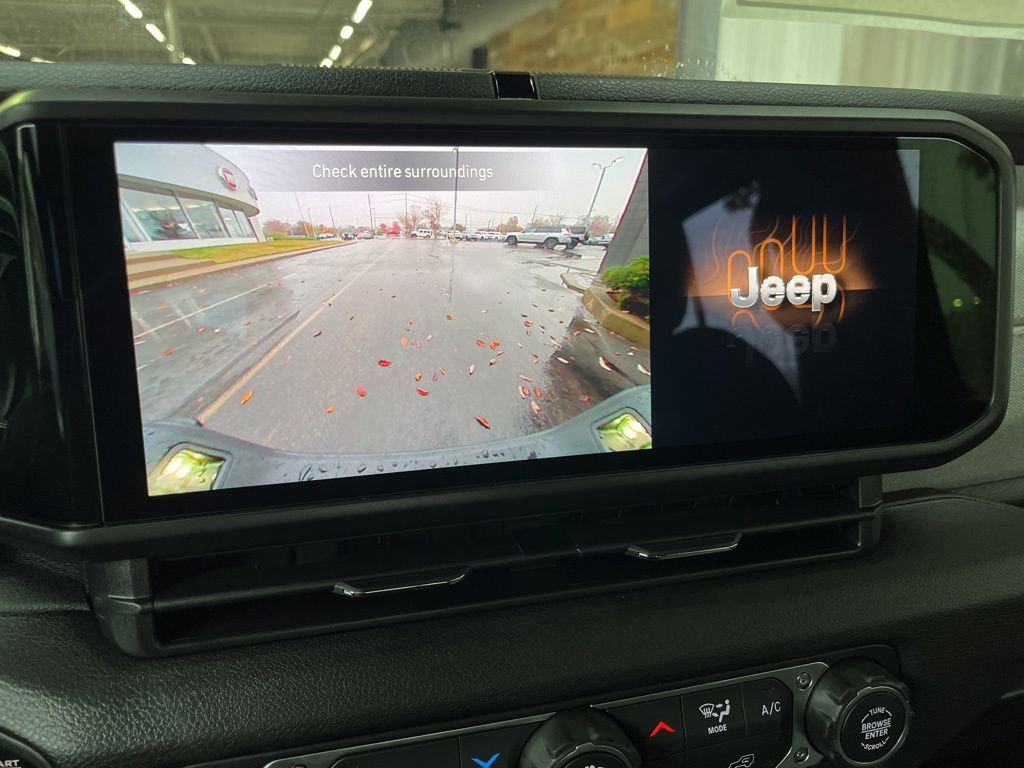 New 2026 Jeep Gladiator Sport AWD/4WD image 35