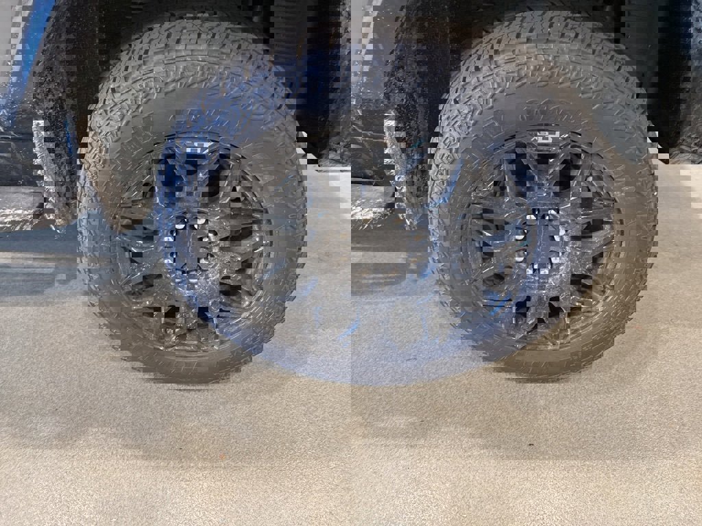 New 2026 GMC Hummer EV 4x4 Crew Cab image 9