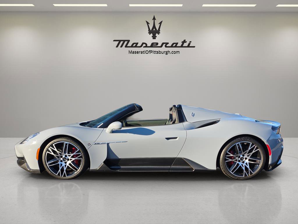 Used 2023 Maserati MC20 Spyder image 45