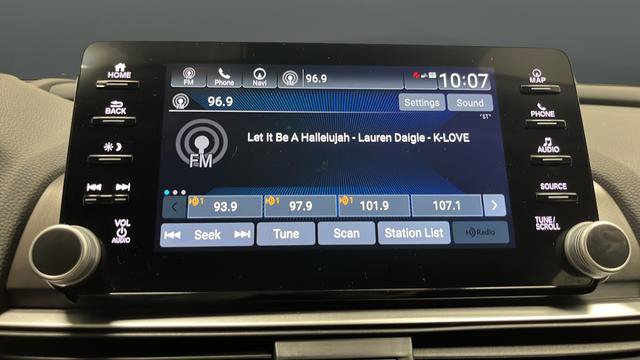 Used 2021 Honda Accord Touring image 31