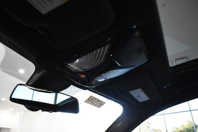 Used 2021 BMW X5 M w/ Executive Package image 37