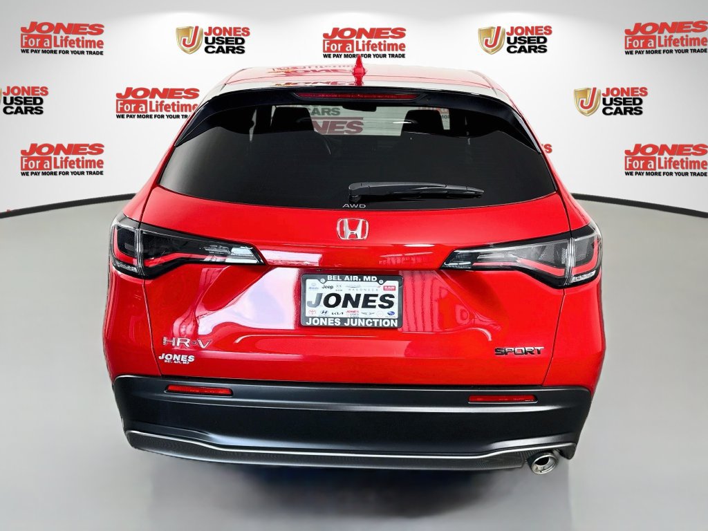 Used 2025 Honda HR-V Sport image 14