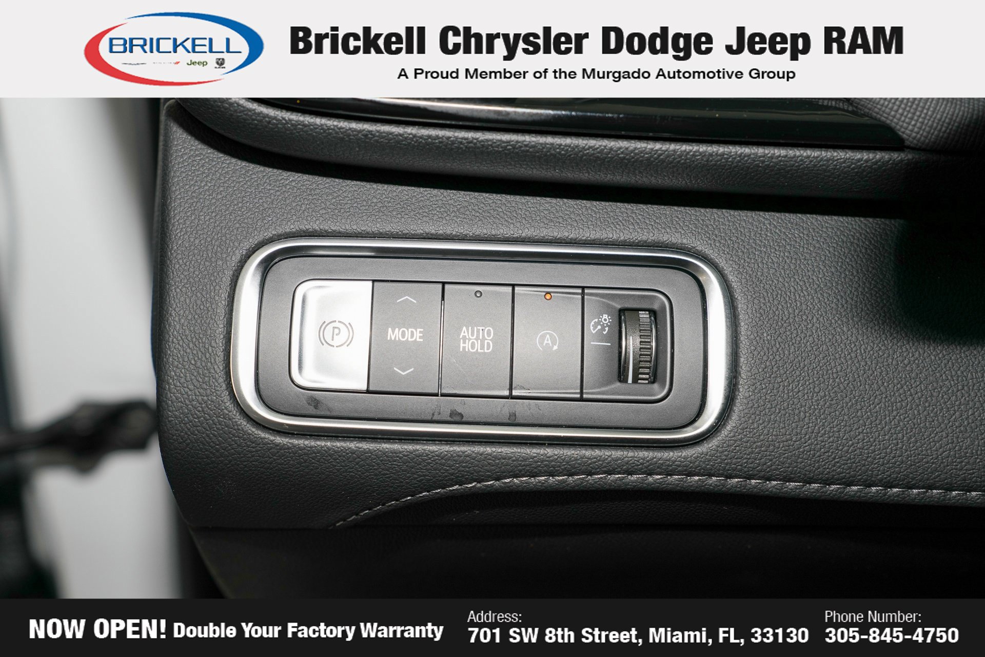 Used 2025 Buick Enclave Preferred FWD image 35