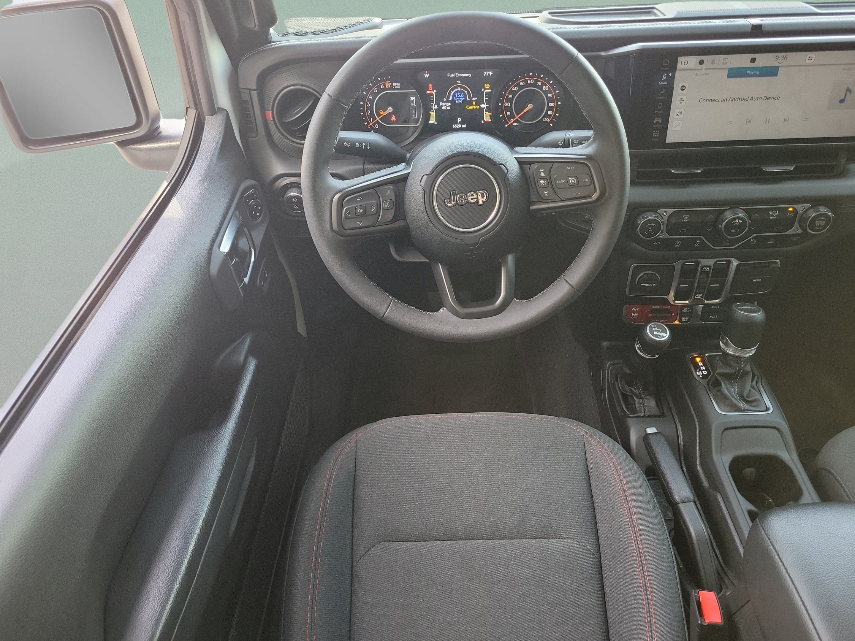 Certified 2025 Jeep Gladiator Rubicon w/ Safety Group AWD/4WD image 8