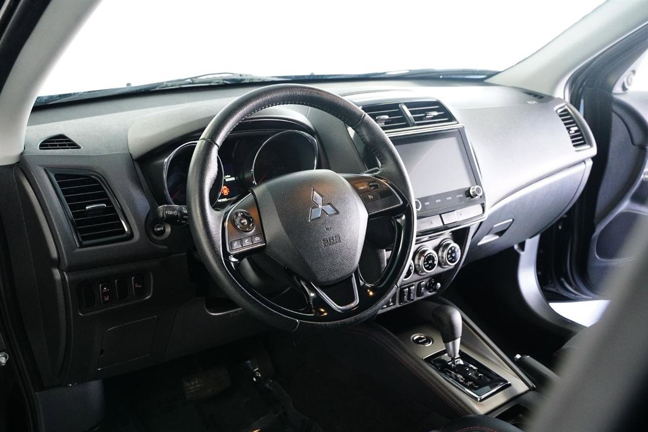 Used 2024 Mitsubishi Outlander Sport SE AWD/4WD image 11