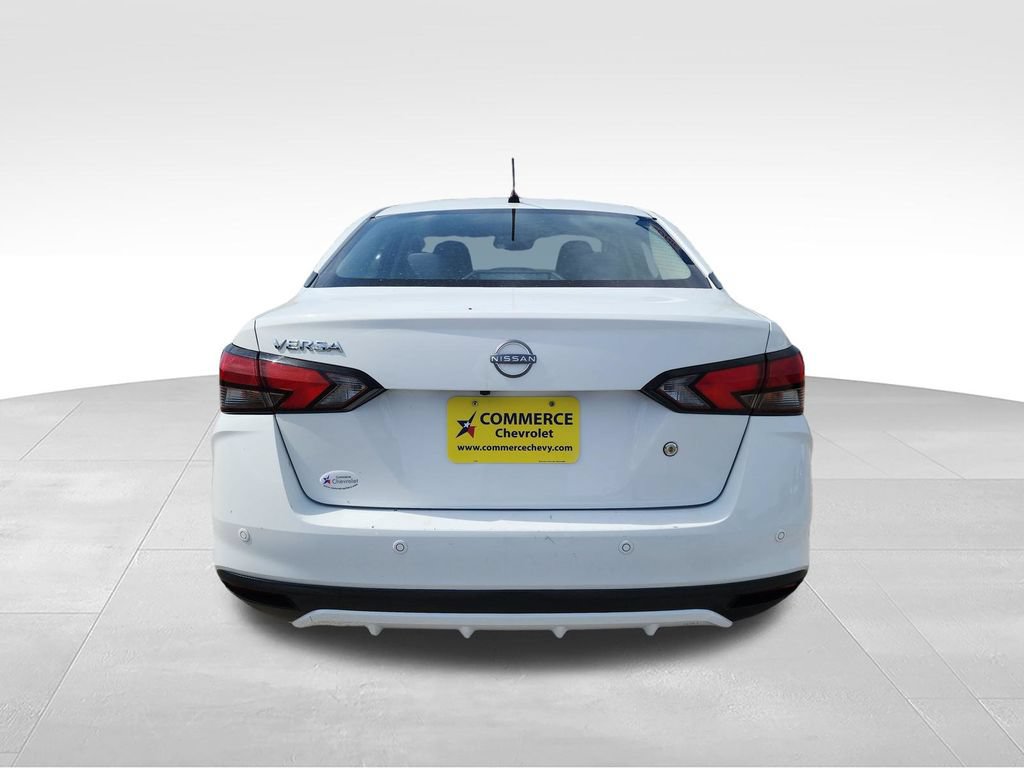 Used 2023 Nissan Versa S FWD image 6