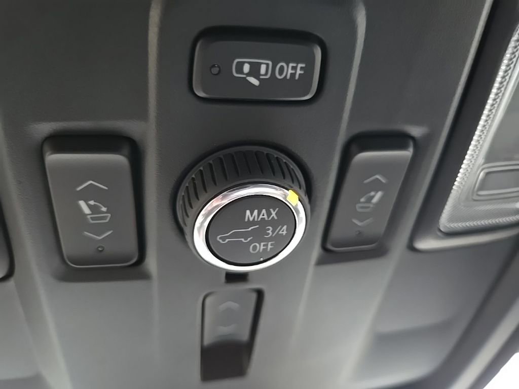 Used 2024 Chevrolet Tahoe Premier image 72