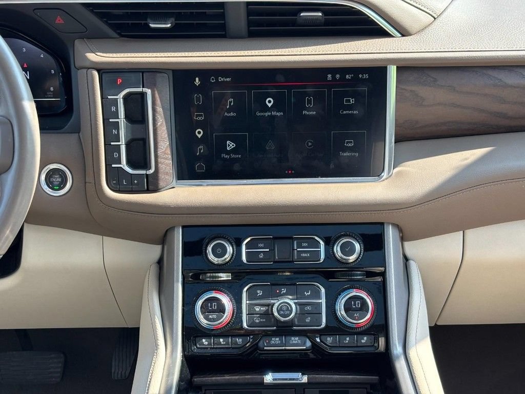 Used 2024 GMC Yukon XL Denali w/ Denali Reserve Package AWD/4WD image 14