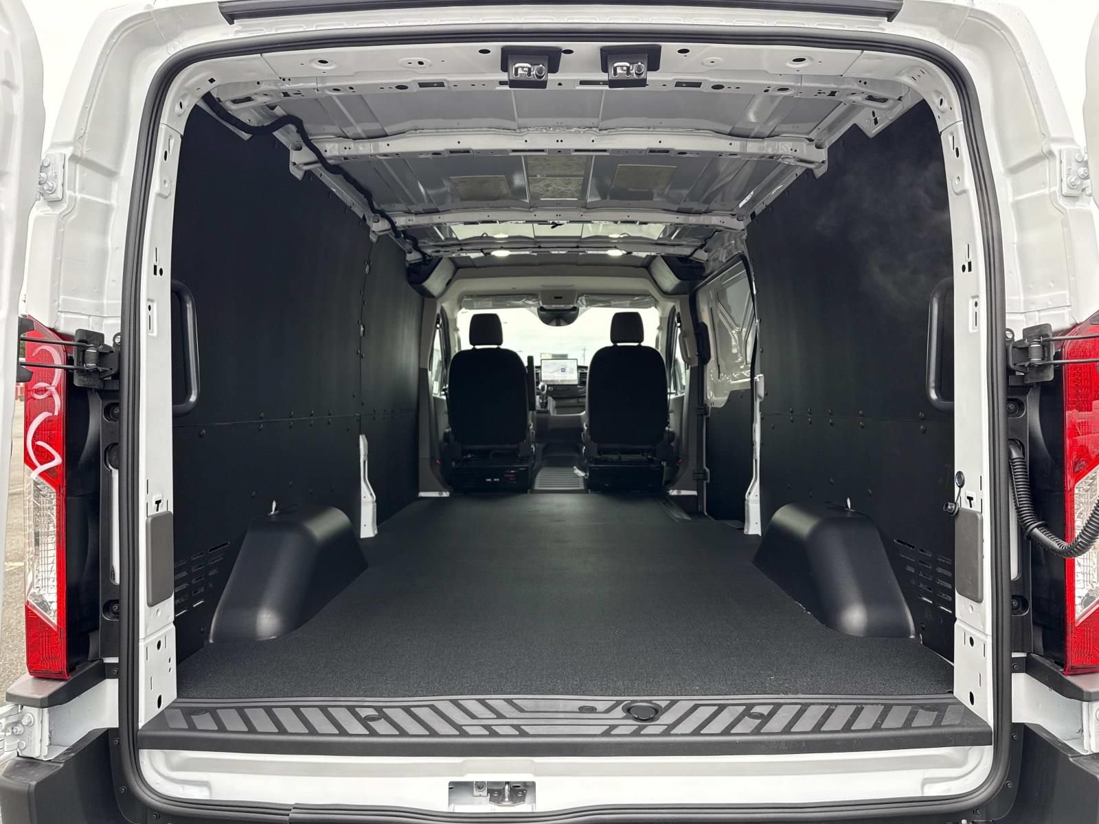 New 2026 Ford Transit 250 Low Roof w/ Load Area Protection Package RWD image 12