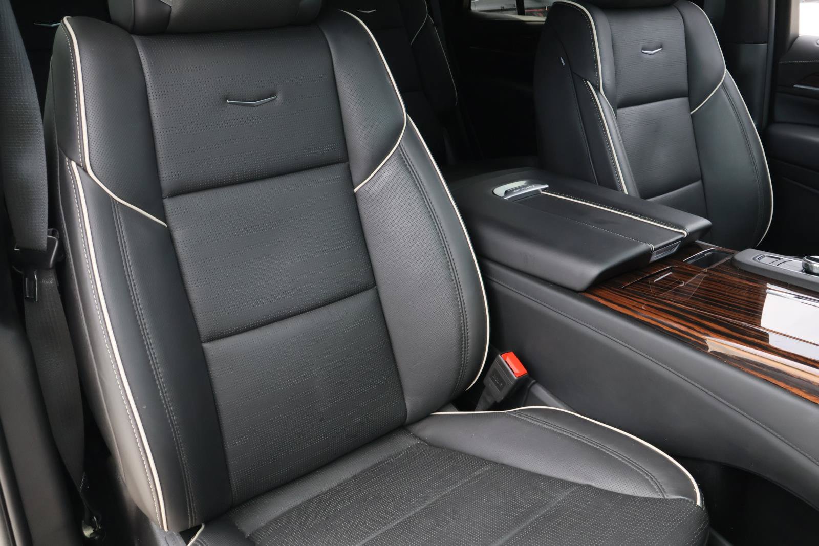 Certified 2024 Cadillac Escalade ESV Premium Luxury RWD image 56