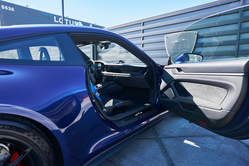 Used 2022 Porsche 911 GT3 image 22