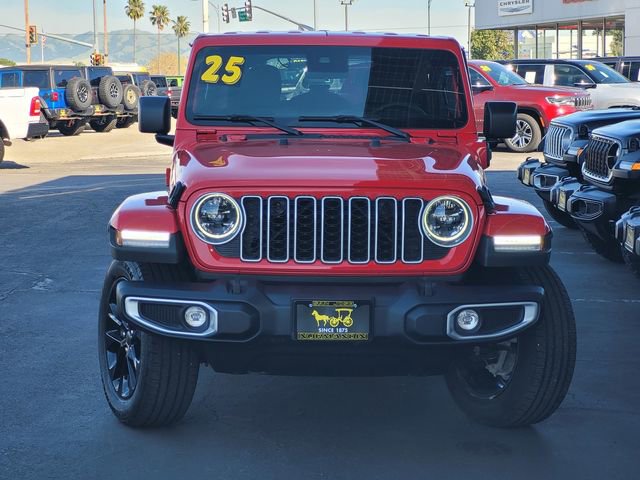 Certified 2025 Jeep Wrangler Unlimited Sahara image 2