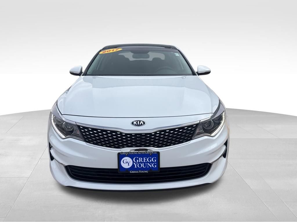 Used 2017 Kia Optima EX w/ Premium Package image 4