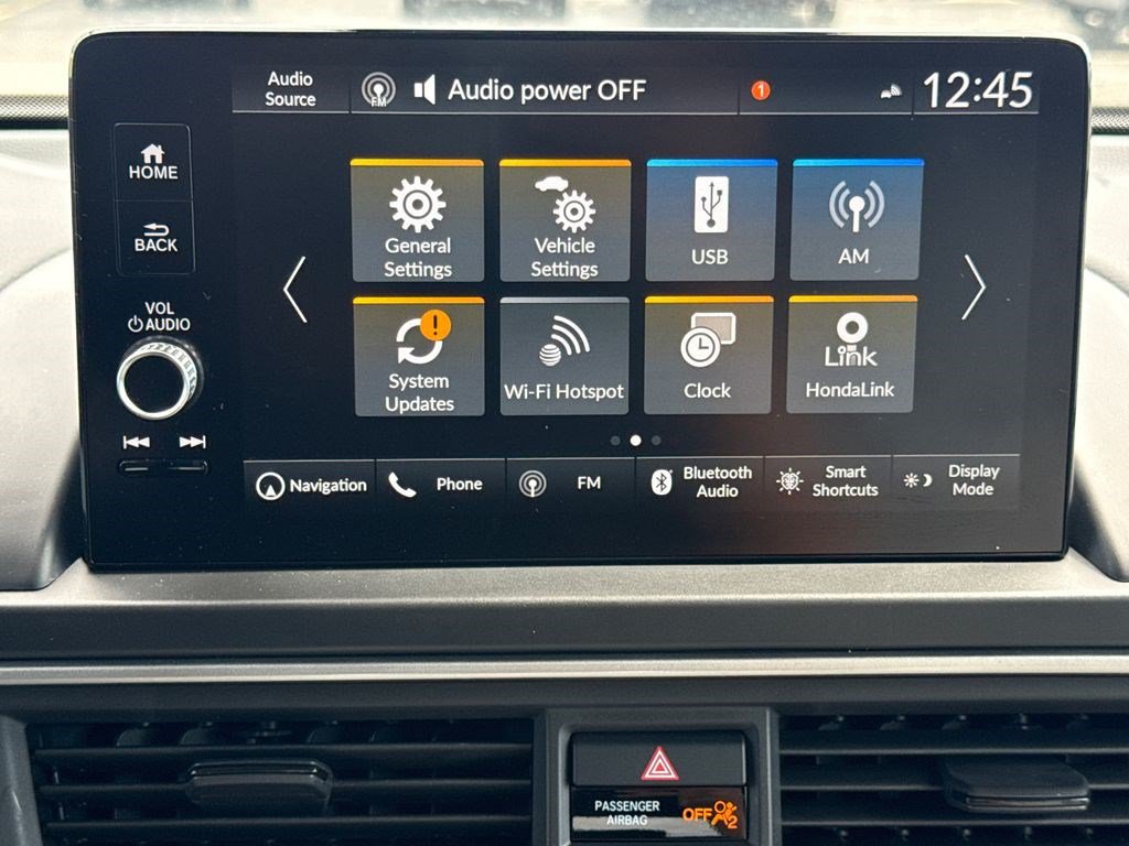 Certified 2025 Honda Pilot Touring image 32