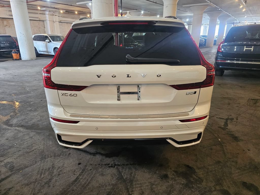 Used 2026 Volvo XC60 B5 Plus w/ Protection Package Premier AWD/4WD image 3