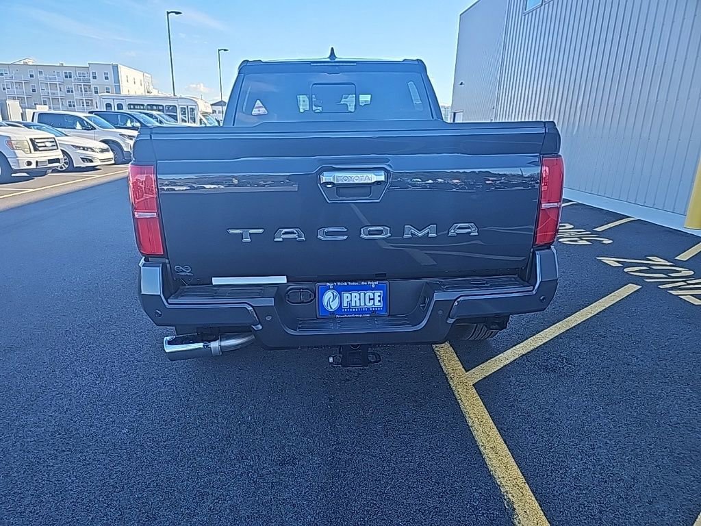 Used 2024 Toyota Tacoma Limited image 10