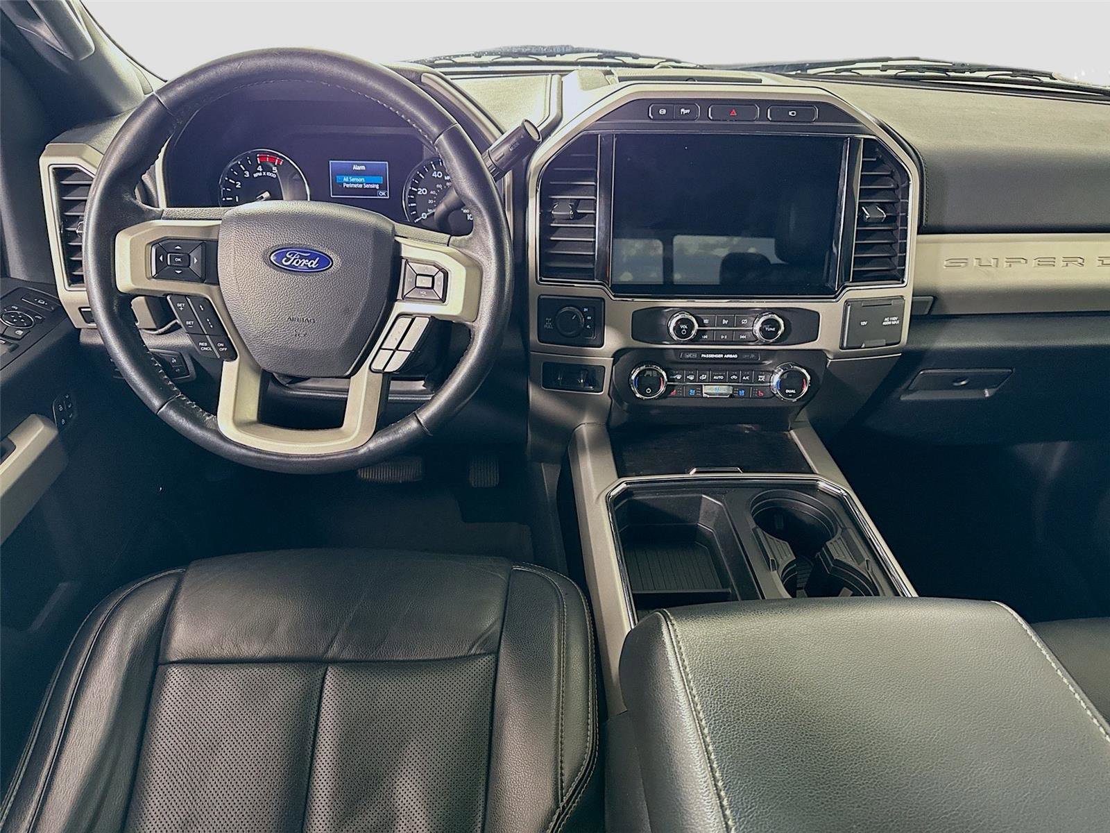 Used 2022 Ford F350 Lariat w/ Lariat Ultimate Package image 2