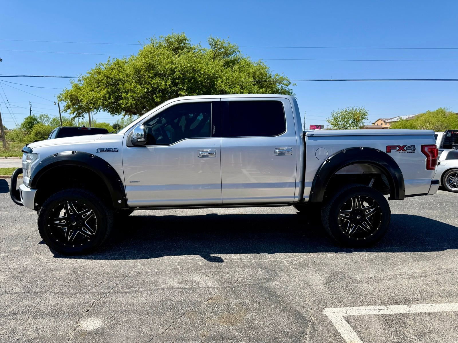 Used 2015 Ford F150 Platinum w/ Equipment Group 701A Luxury image 6